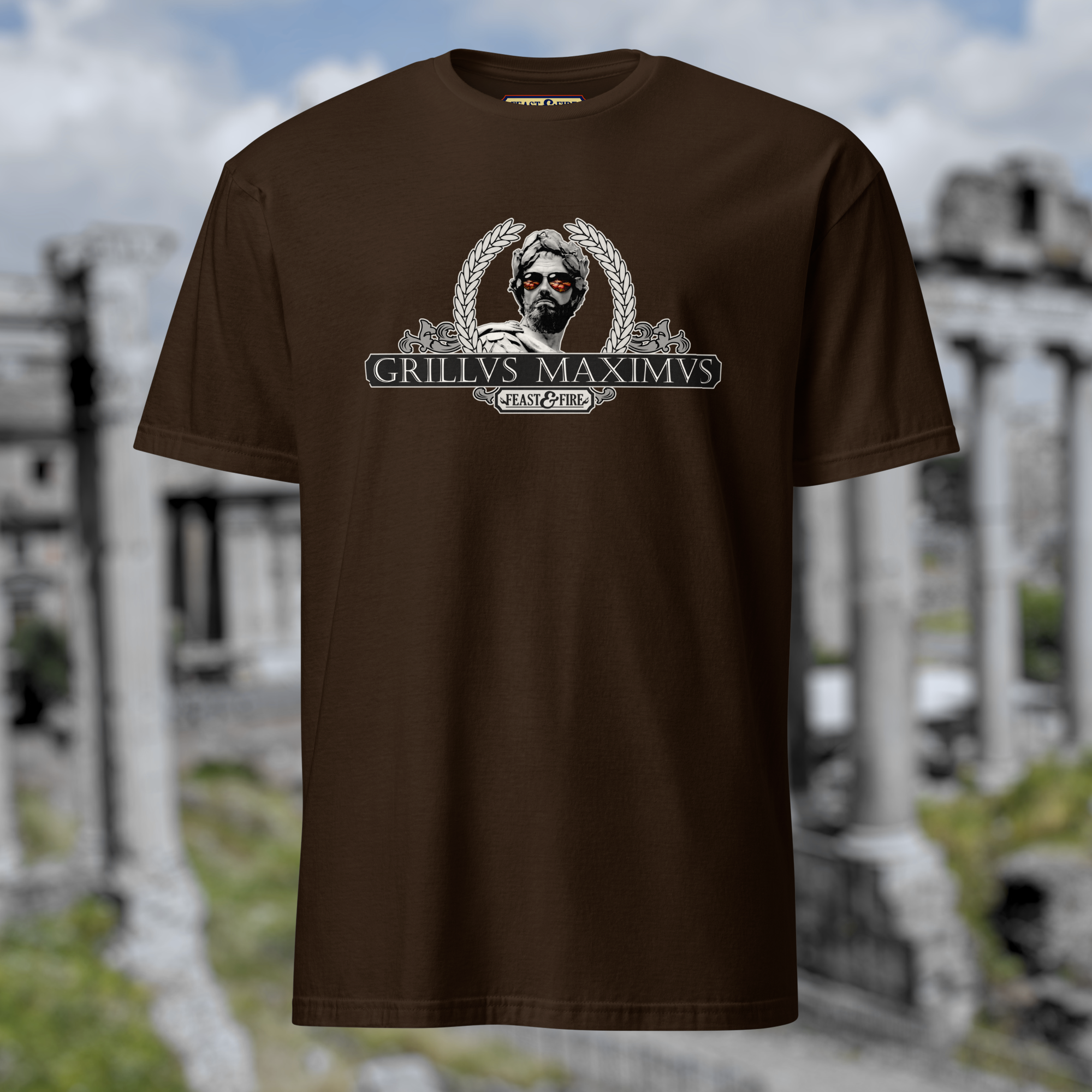 T-Shirt - GRILLVS MAXIMVS BANNER & SCROLLS