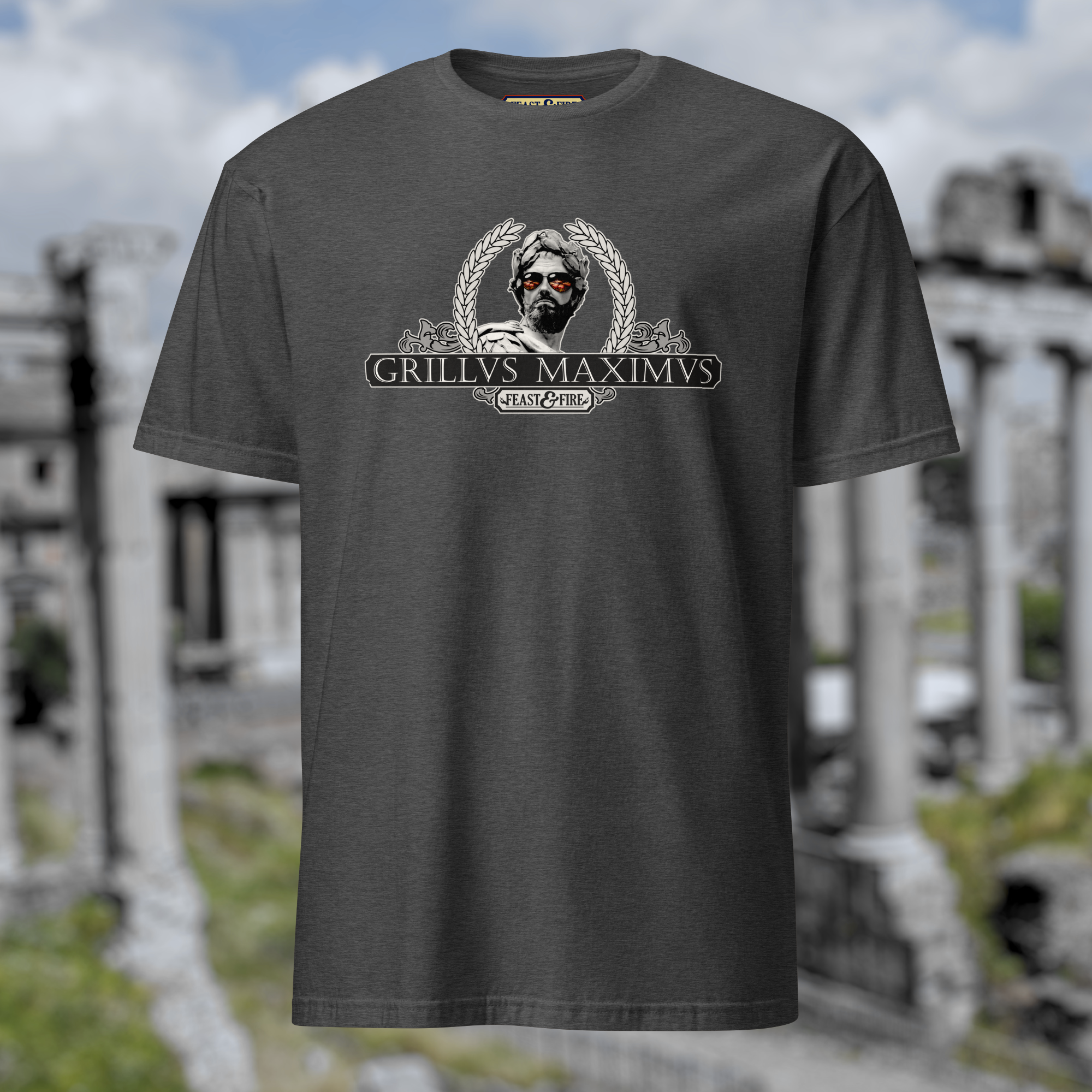 T-Shirt - GRILLVS MAXIMVS BANNER & SCROLLS