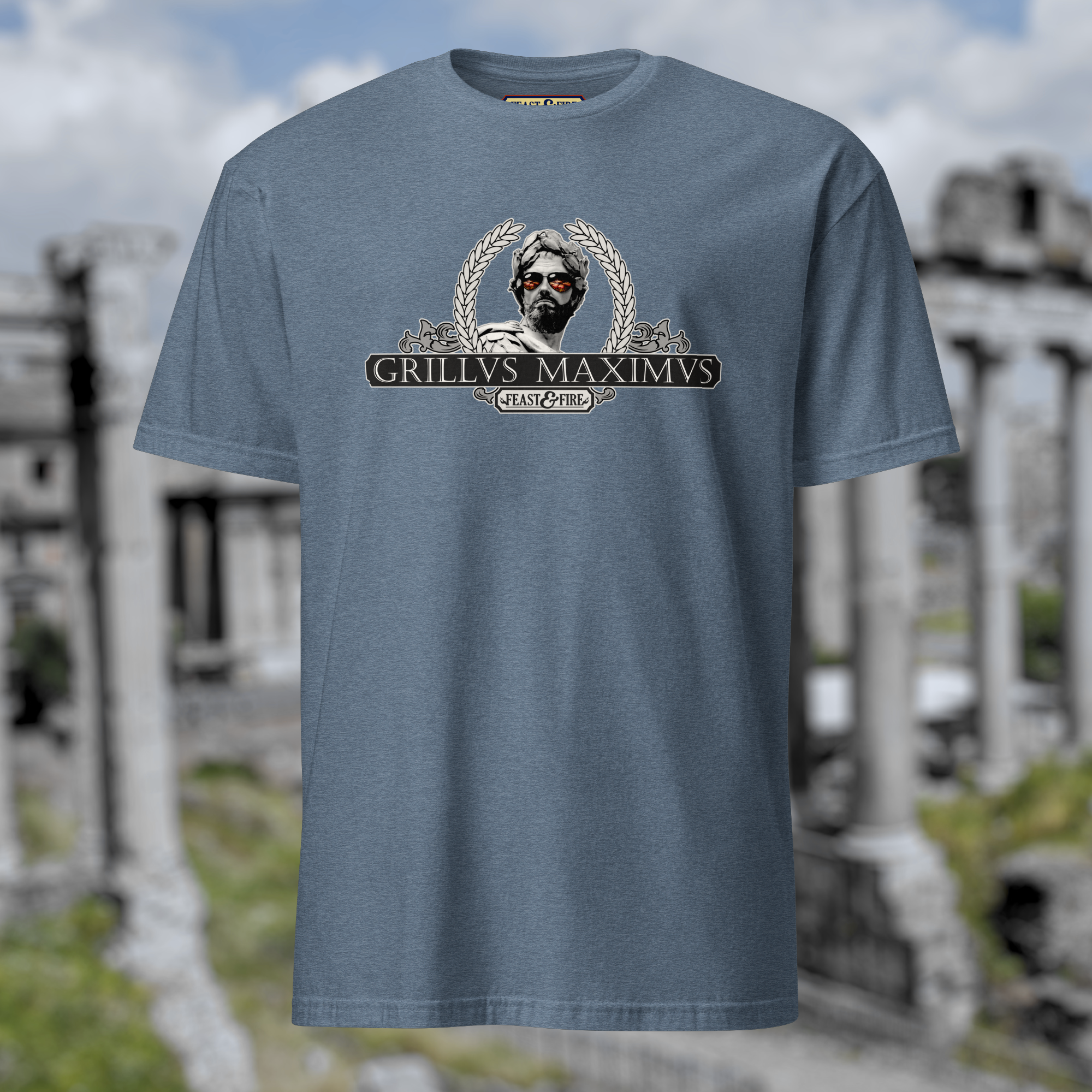 T-Shirt - GRILLVS MAXIMVS BANNER & SCROLLS