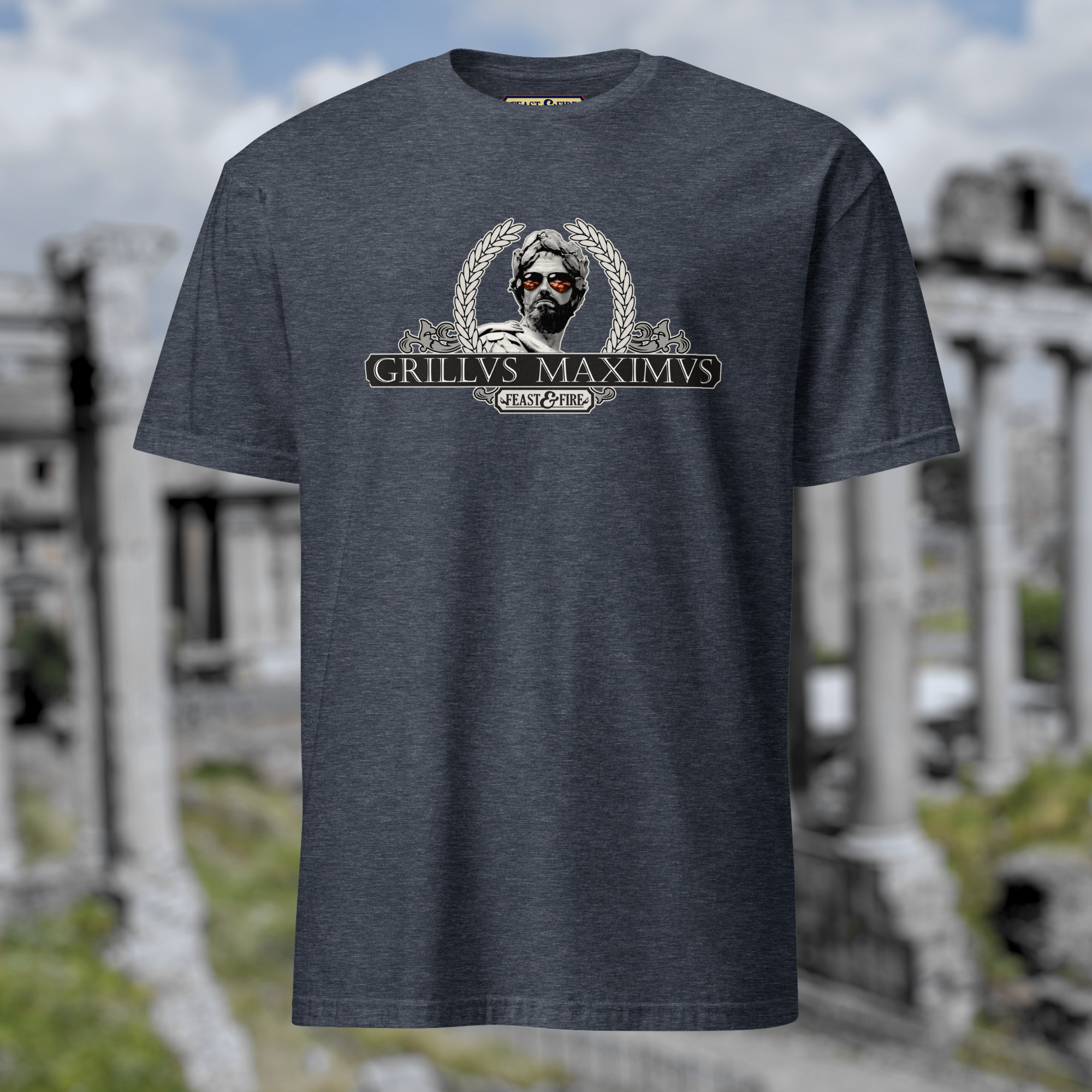 T-Shirt - GRILLVS MAXIMVS BANNER & SCROLLS