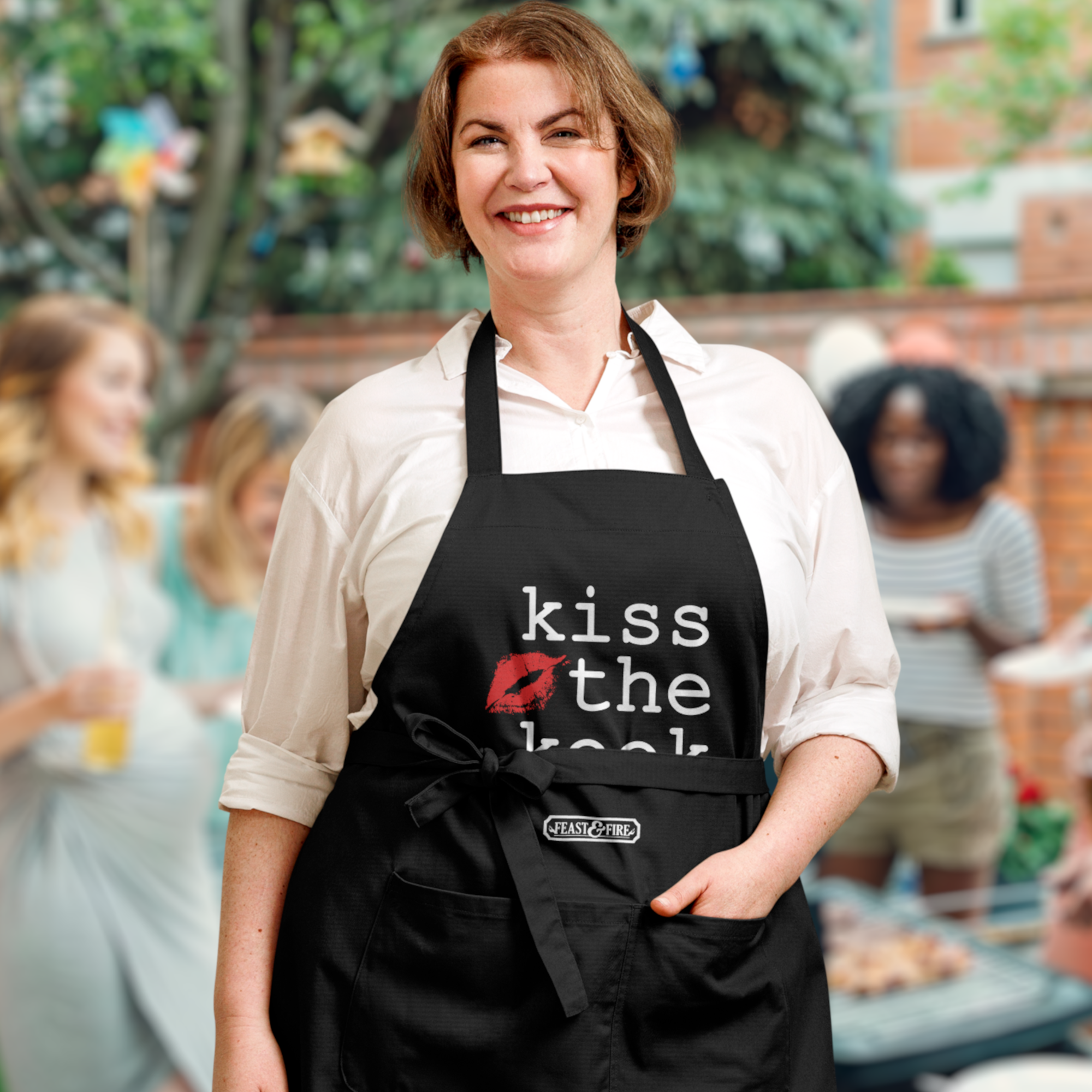 Apron - KISS THE KOOK - WHITE TEXT